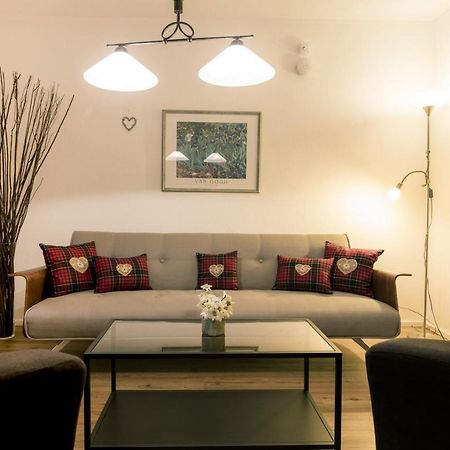 Haus Sonnenblick - Wohnung A Garmisch-Partenkirchen Esterno foto